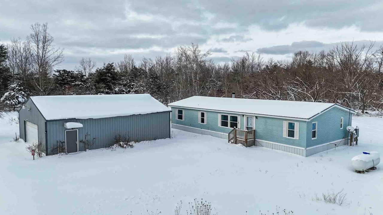 10380 17 Mile Road, Rodney, MI 49342 Main Photo