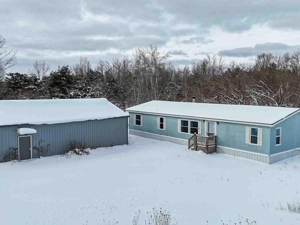 10380 17 Mile Road, Rodney, MI 49342