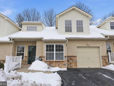 41 STUART DR, EAST NORRITON, PA 19401