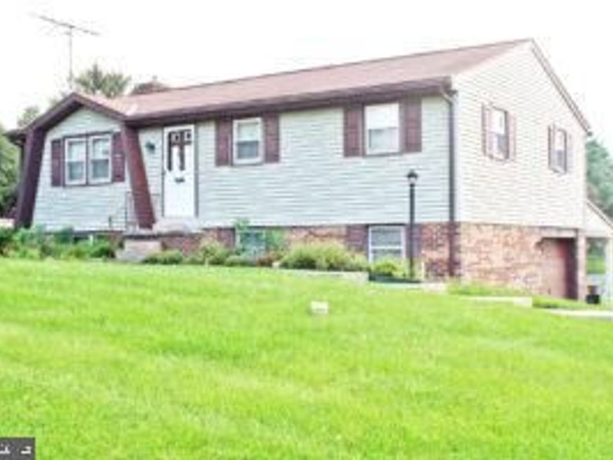 2049 Robin Drive, Manheim, PA 17545 Main Photo