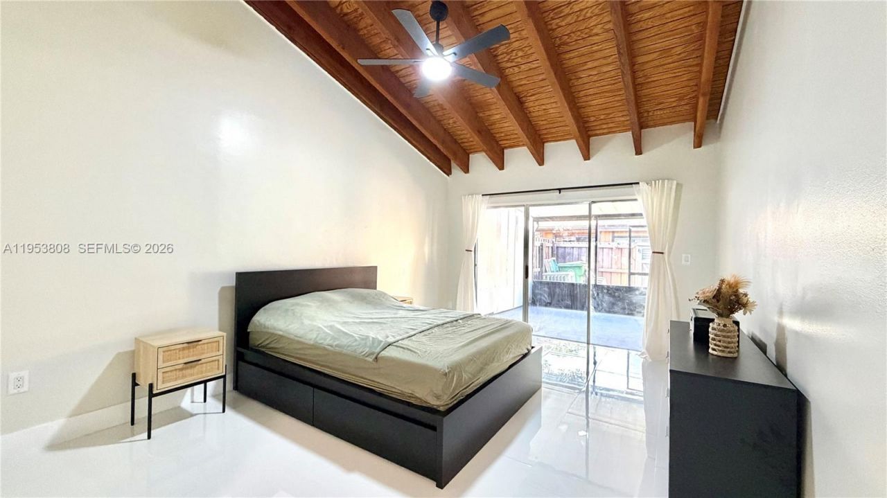 10271 Oleander Ct, Pembroke Pines, FL 33026 Photo