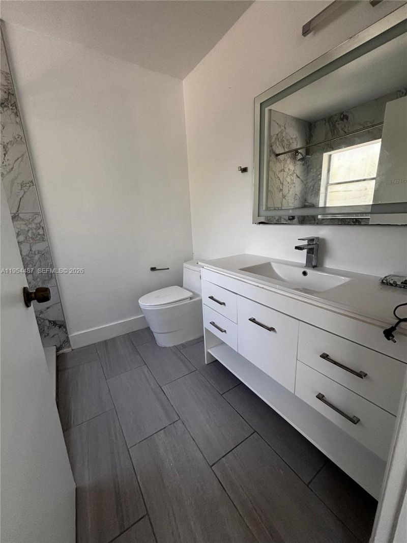 5200 NW 109th Ave, Unit 5, Doral, FL 33178 Photo