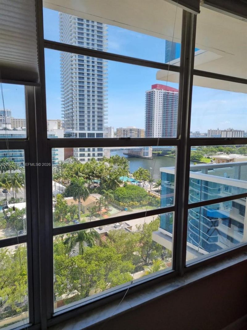 3800 S Ocean Dr, Unit 1008, Hollywood, FL 33019 Photo