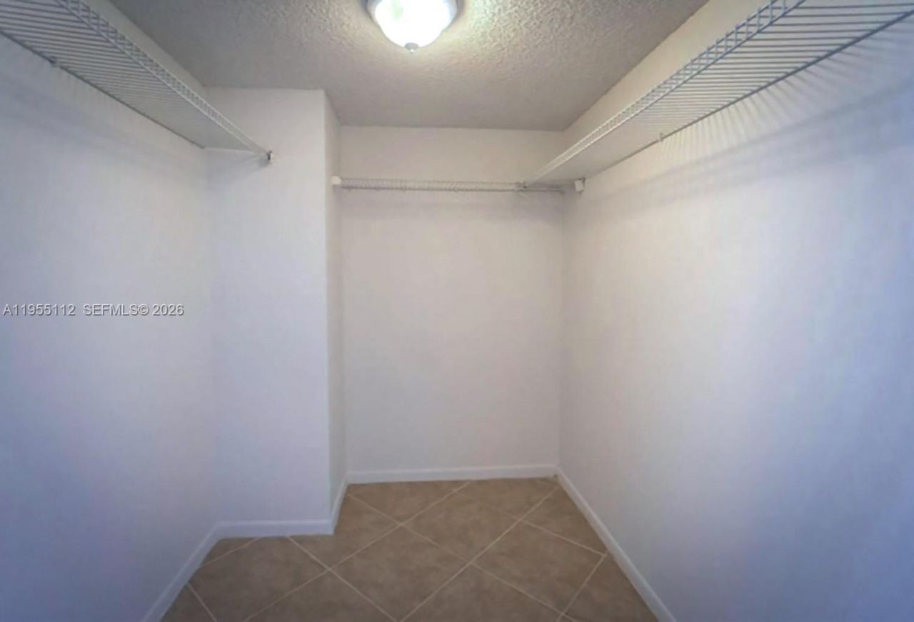 3800 S Ocean Dr, Unit 1008, Hollywood, FL 33019 Photo