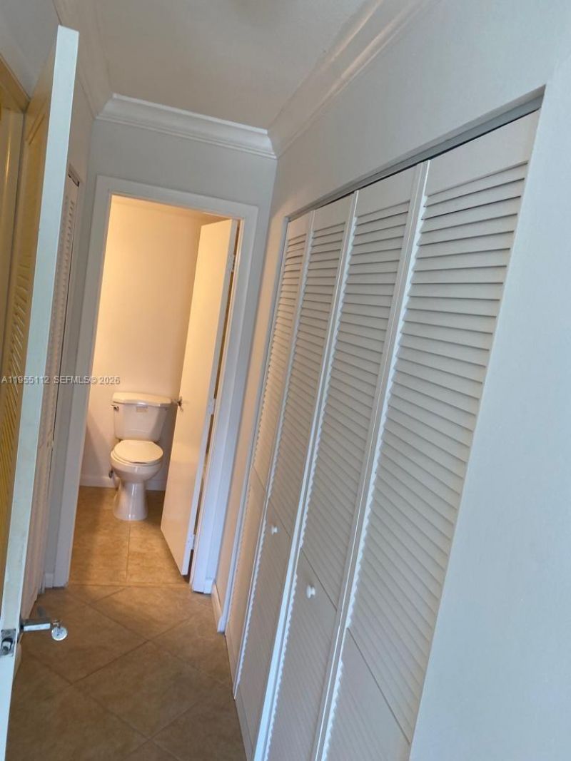 3800 S Ocean Dr, Unit 1008, Hollywood, FL 33019 Photo