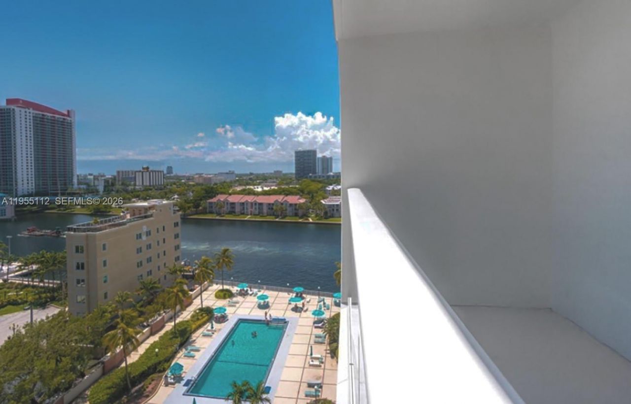 3800 S Ocean Dr, Unit 1008, Hollywood, FL 33019 Photo