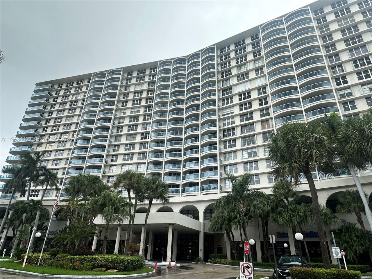 3800 S Ocean Dr, Unit 1008, Hollywood, FL 33019 Photo