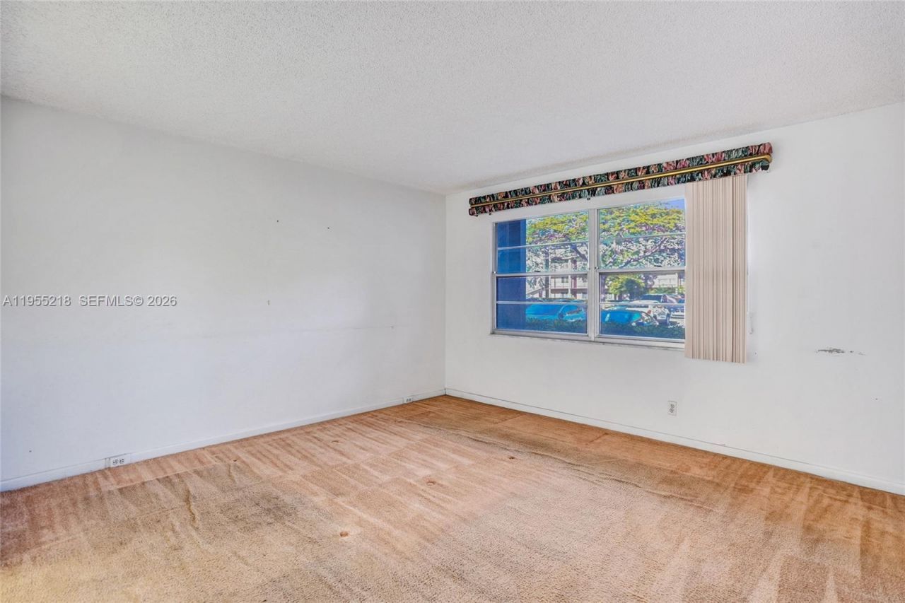 900 SW 128th Ave, Unit 103D, Pembroke Pines, FL 33027 Photo