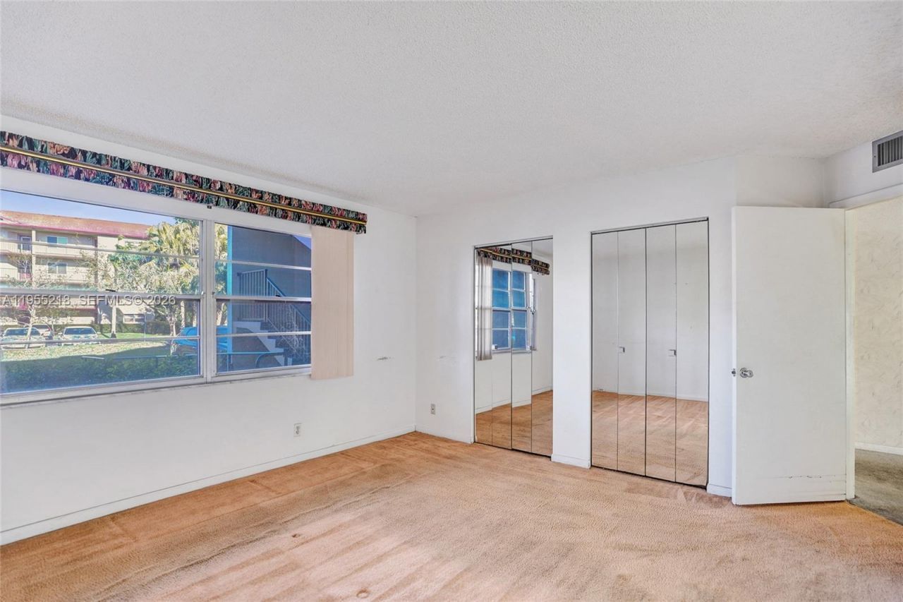 900 SW 128th Ave, Unit 103D, Pembroke Pines, FL 33027 Photo