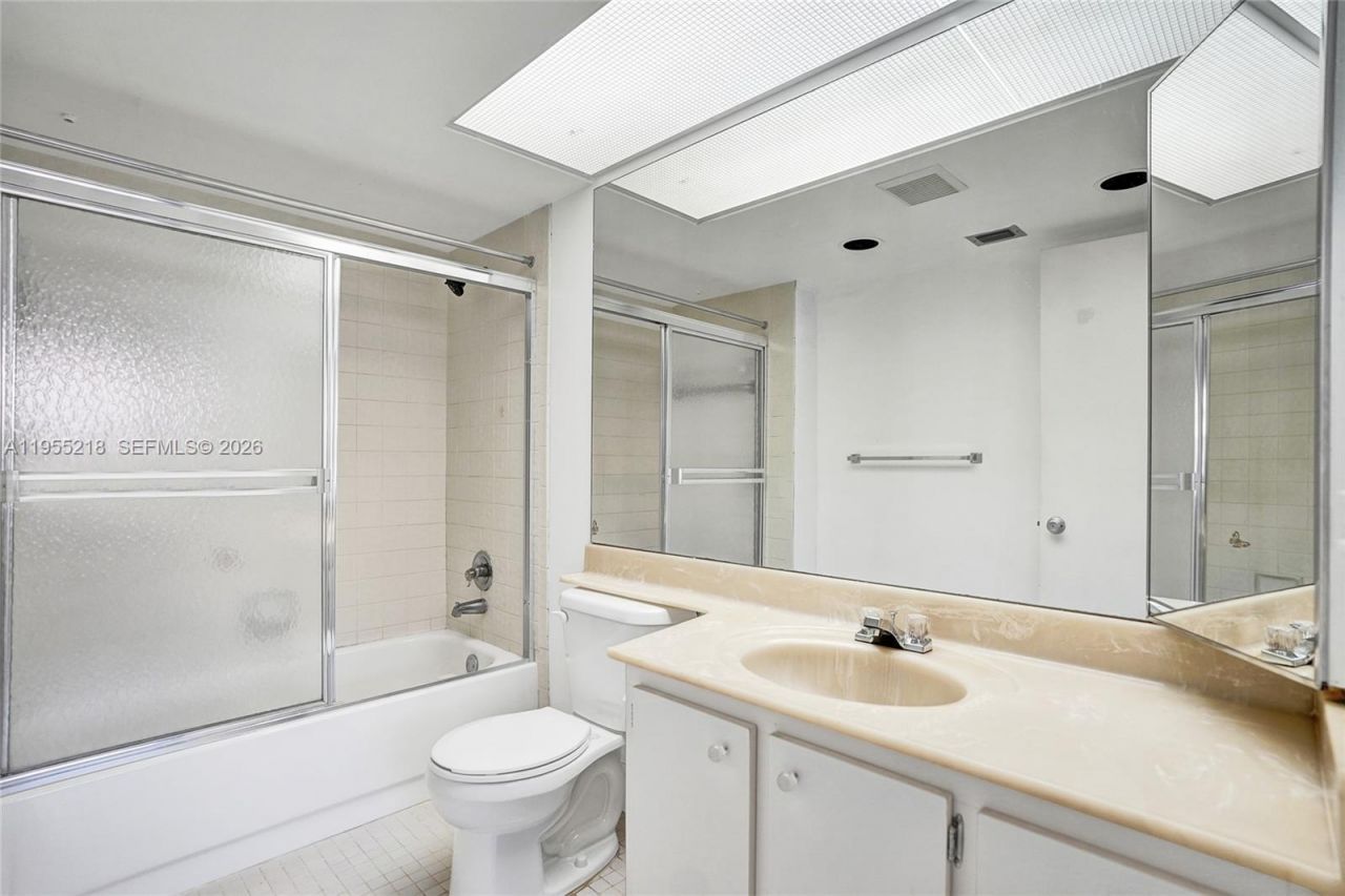 900 SW 128th Ave, Unit 103D, Pembroke Pines, FL 33027 Photo