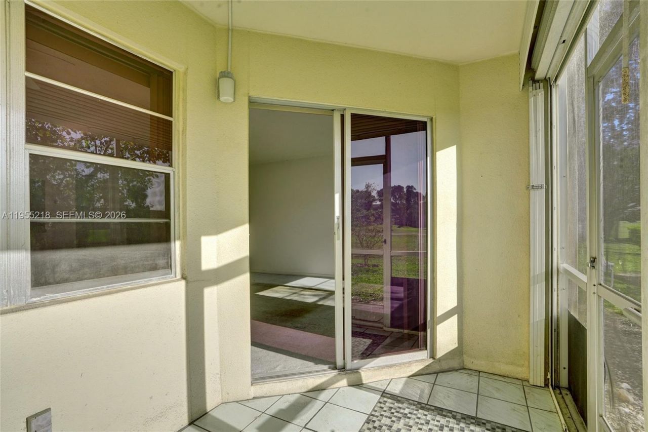 900 SW 128th Ave, Unit 103D, Pembroke Pines, FL 33027 Photo