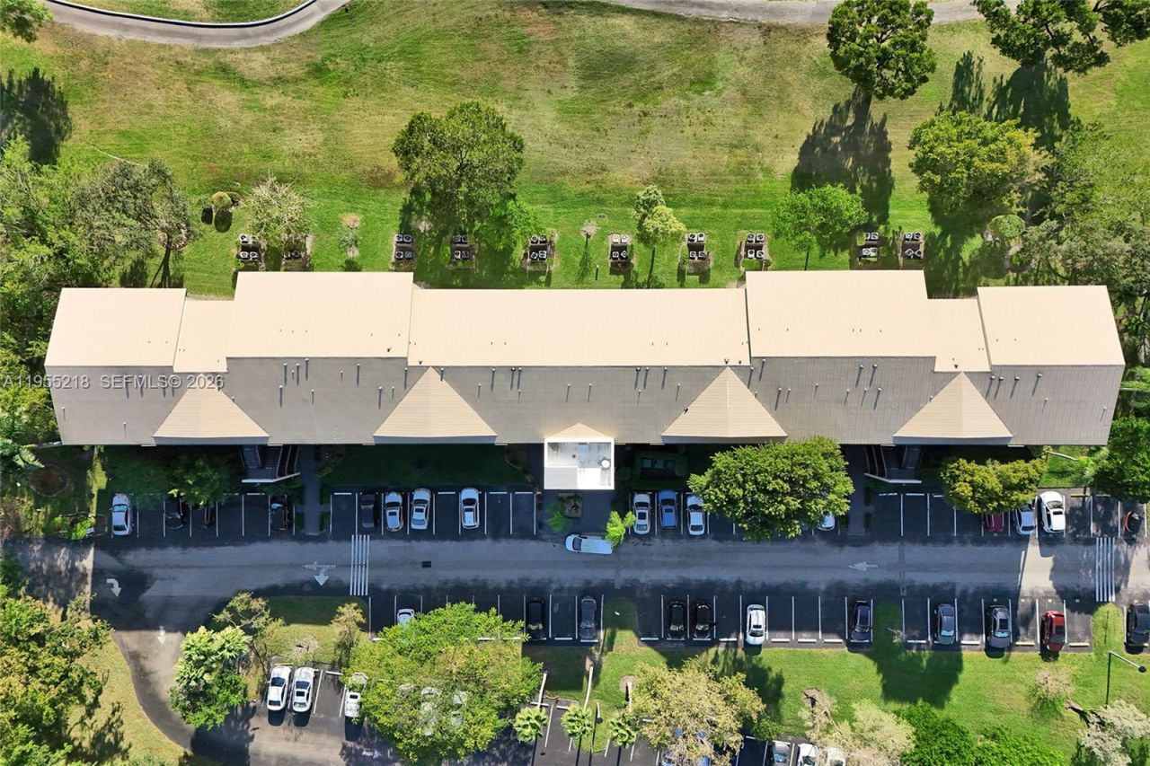 900 SW 128th Ave, Unit 103D, Pembroke Pines, FL 33027 Photo