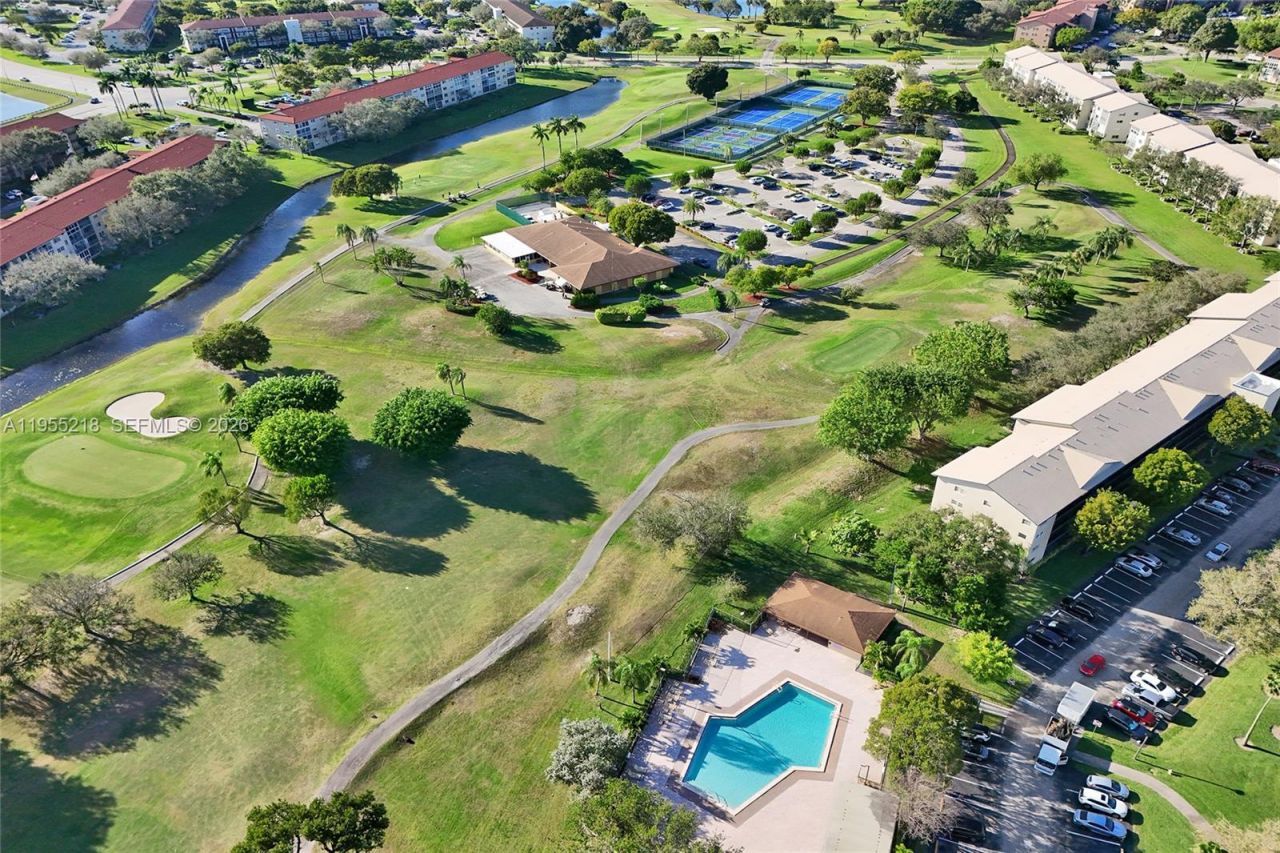 900 SW 128th Ave, Unit 103D, Pembroke Pines, FL 33027 Photo