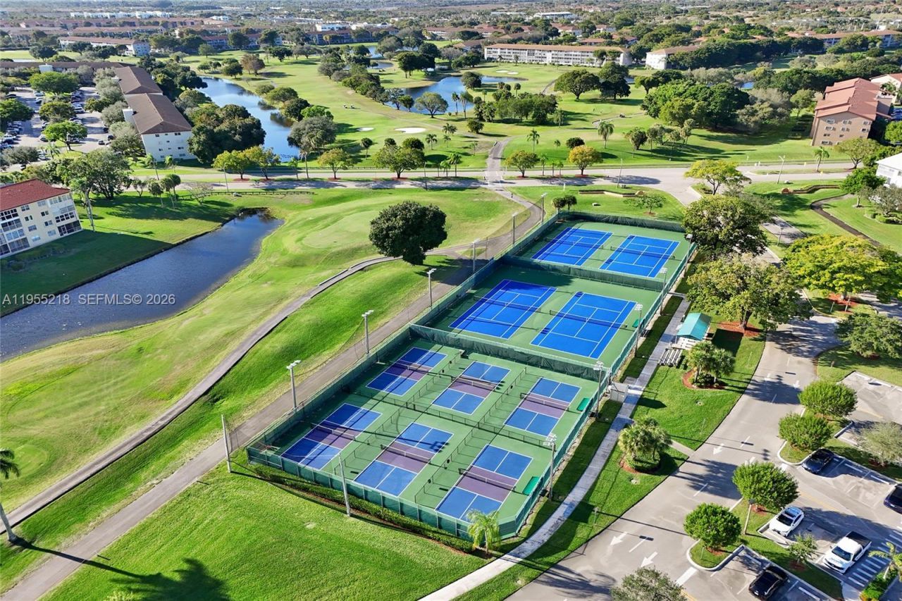 900 SW 128th Ave, Unit 103D, Pembroke Pines, FL 33027 Photo