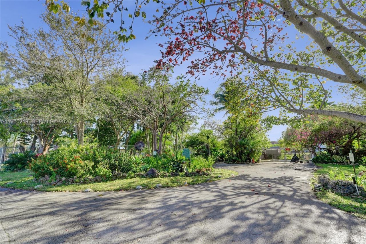 900 SW 128th Ave, Unit 103D, Pembroke Pines, FL 33027 Photo