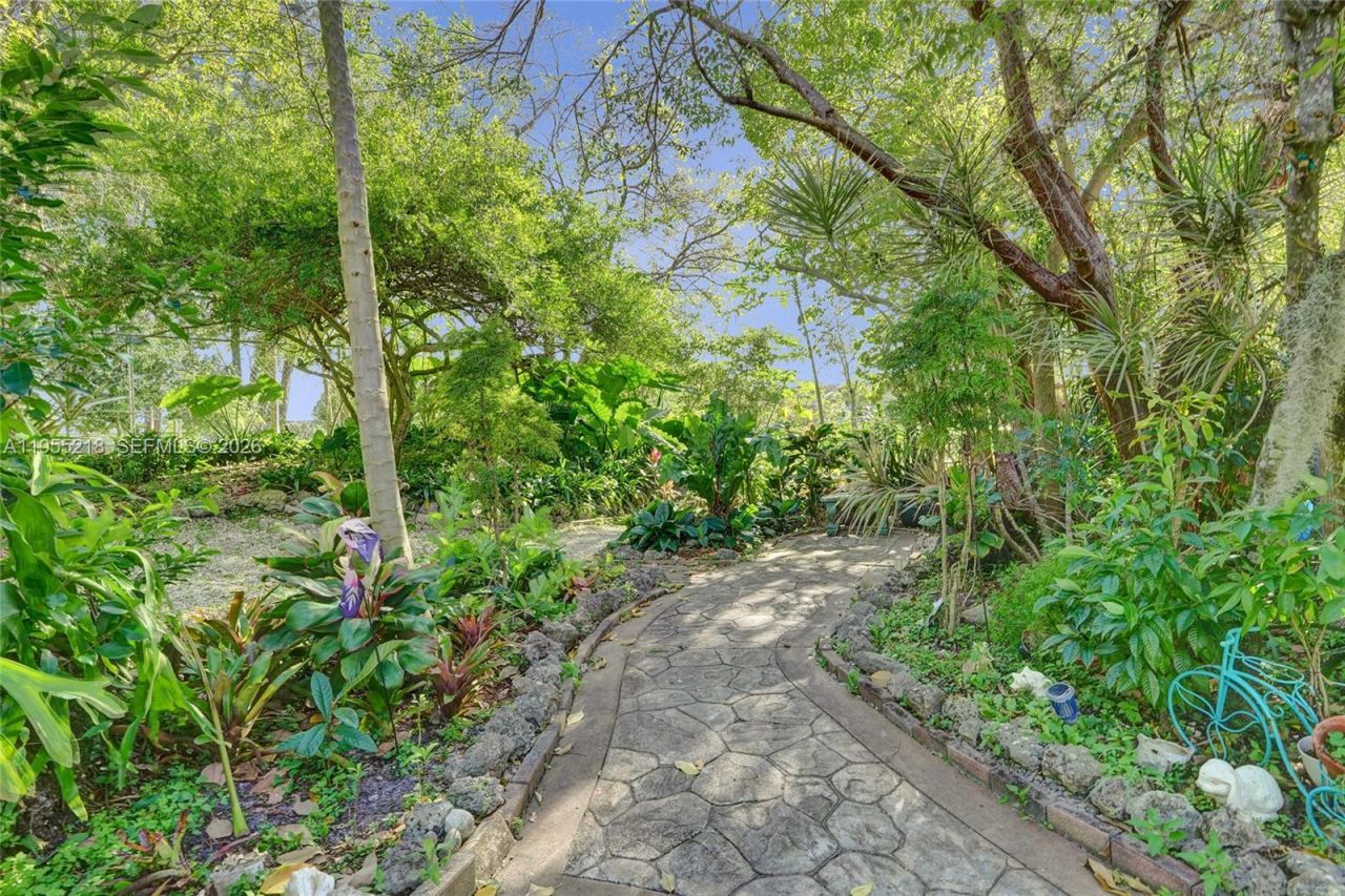 900 SW 128th Ave, Unit 103D, Pembroke Pines, FL 33027 Photo