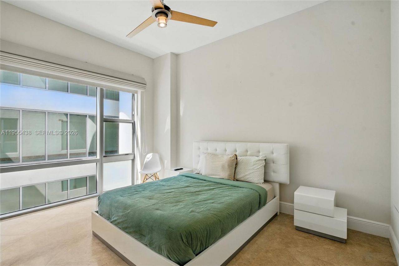 6799 Collins Ave , Unit 401, Miami Beach, FL 33141 Photo
