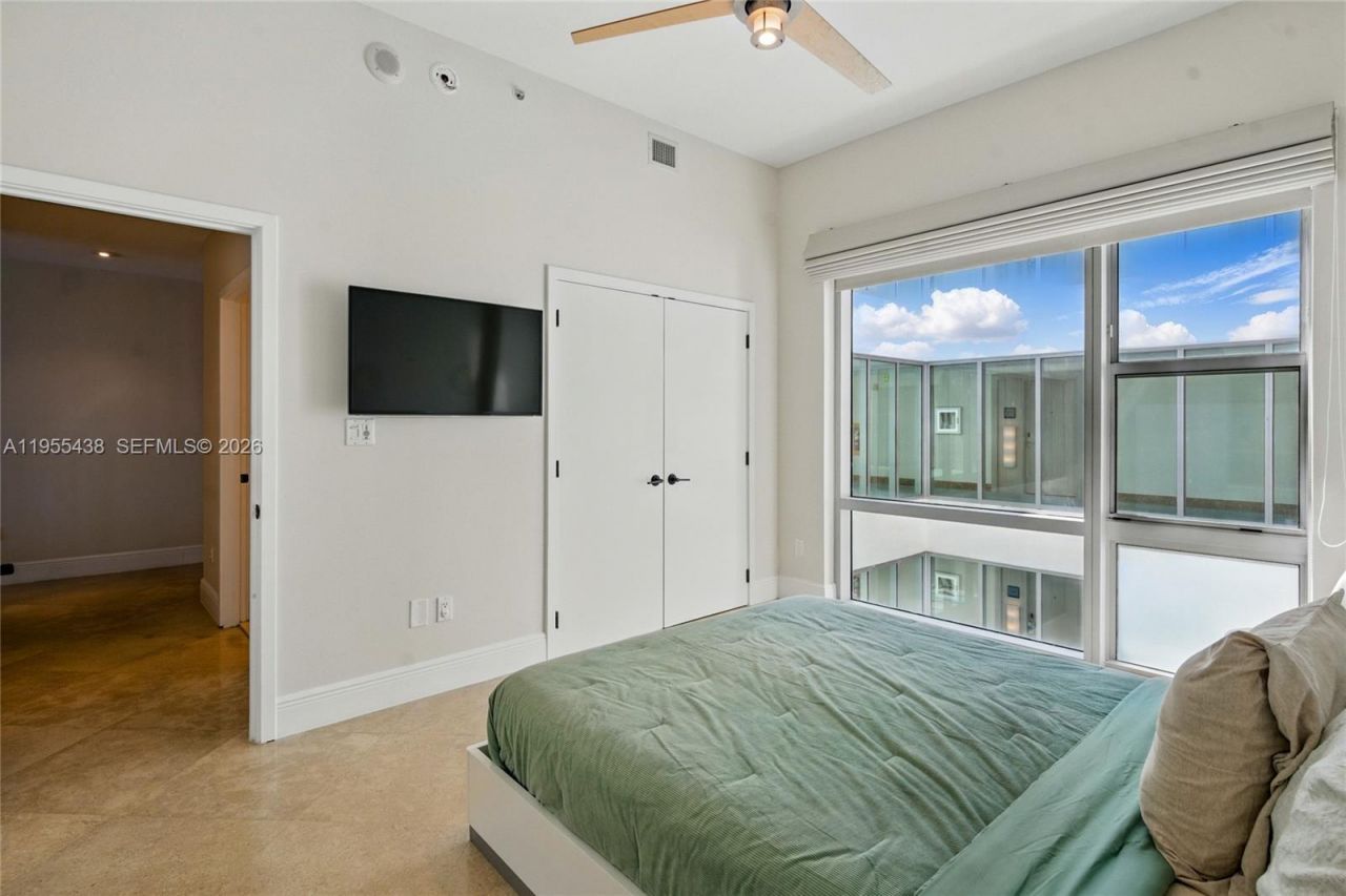 6799 Collins Ave , Unit 401, Miami Beach, FL 33141 Photo