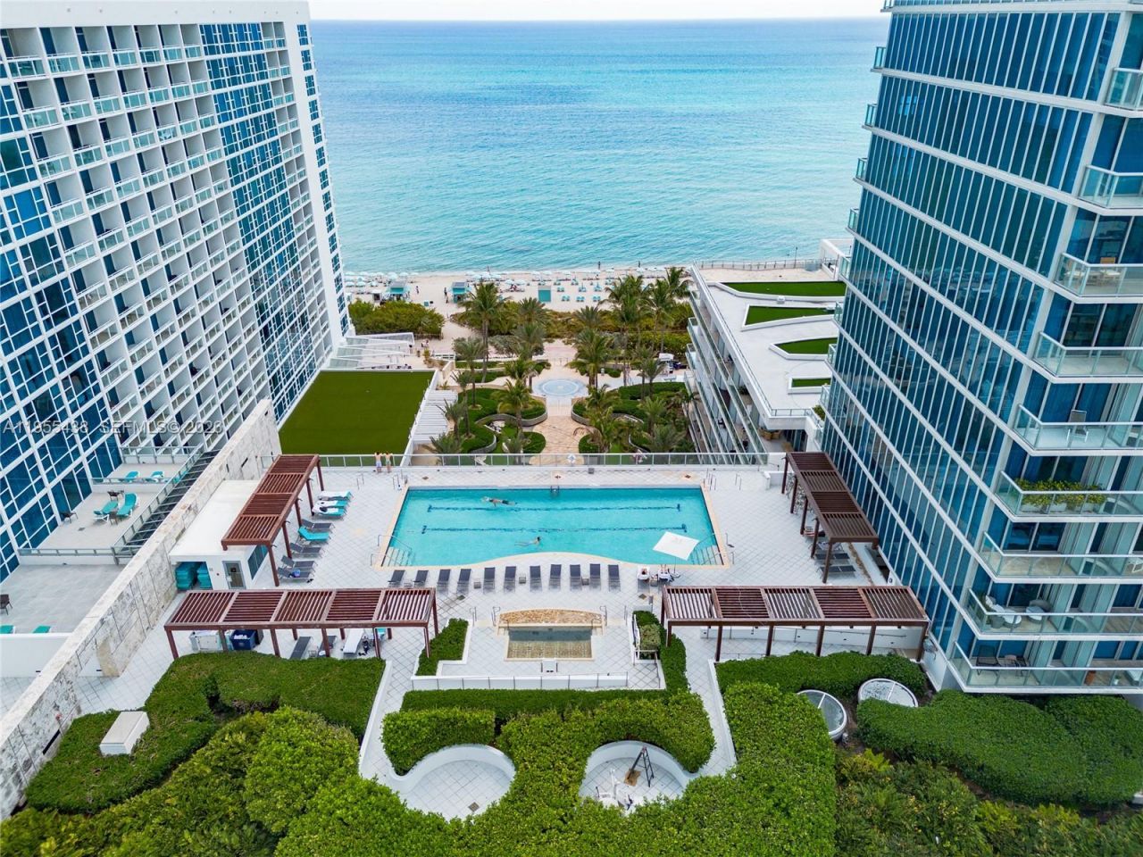 6799 Collins Ave , Unit 401, Miami Beach, FL 33141 Photo