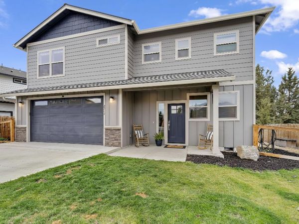 2260 NE Indigo Lane, Bend, OR 97701