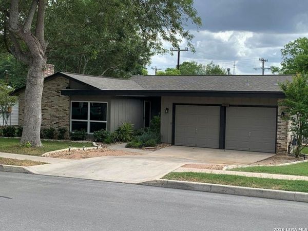 518 Shin Oak, Live Oak, TX 78233