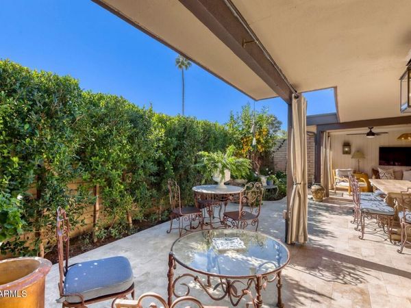 7937 E CRESTWOOD Way, Scottsdale, AZ 85250