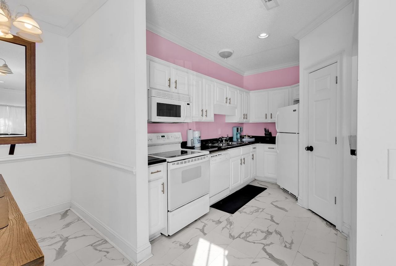 404 8th Ave. S Photo 7