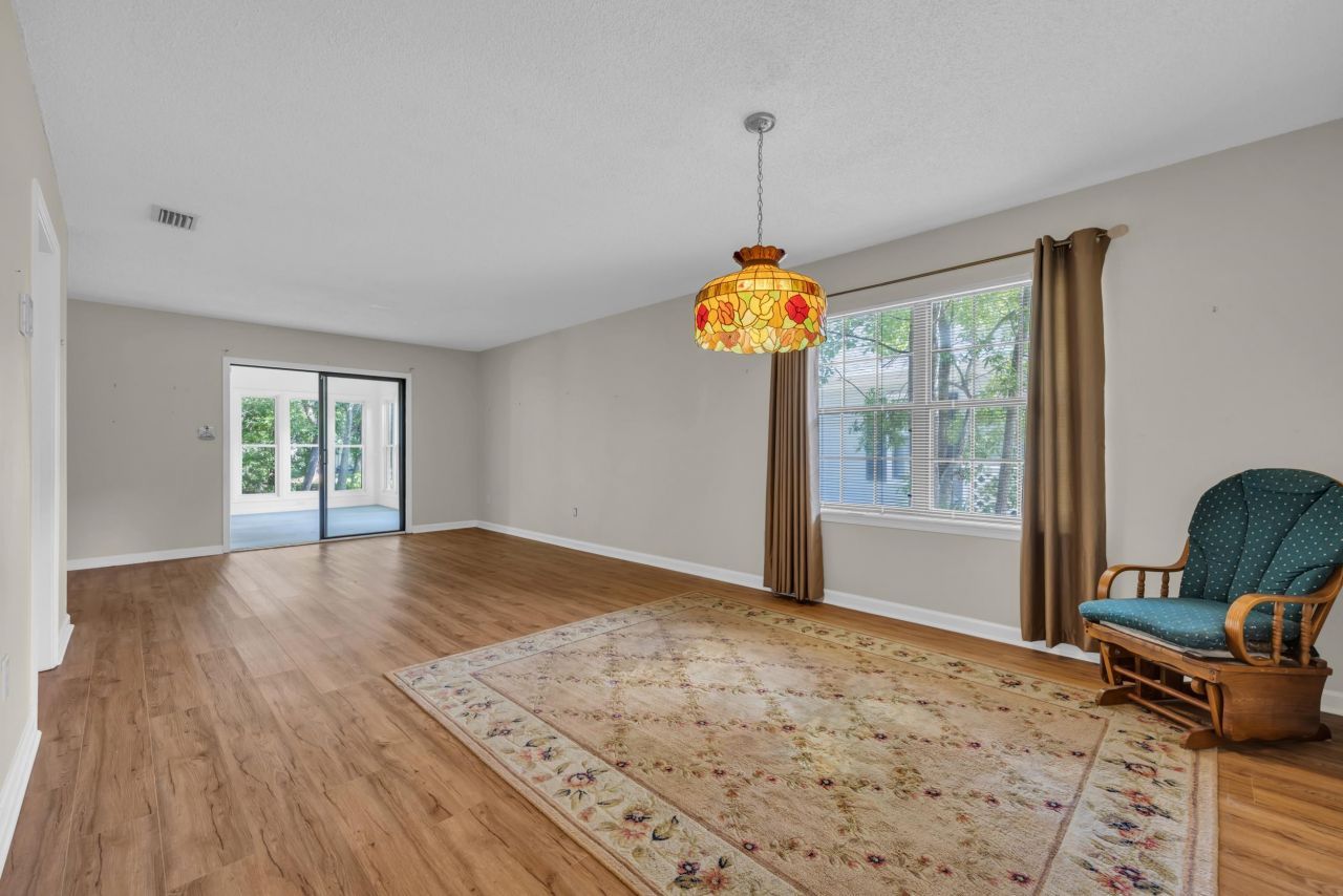 6612 Wintergreen Point Photo 10