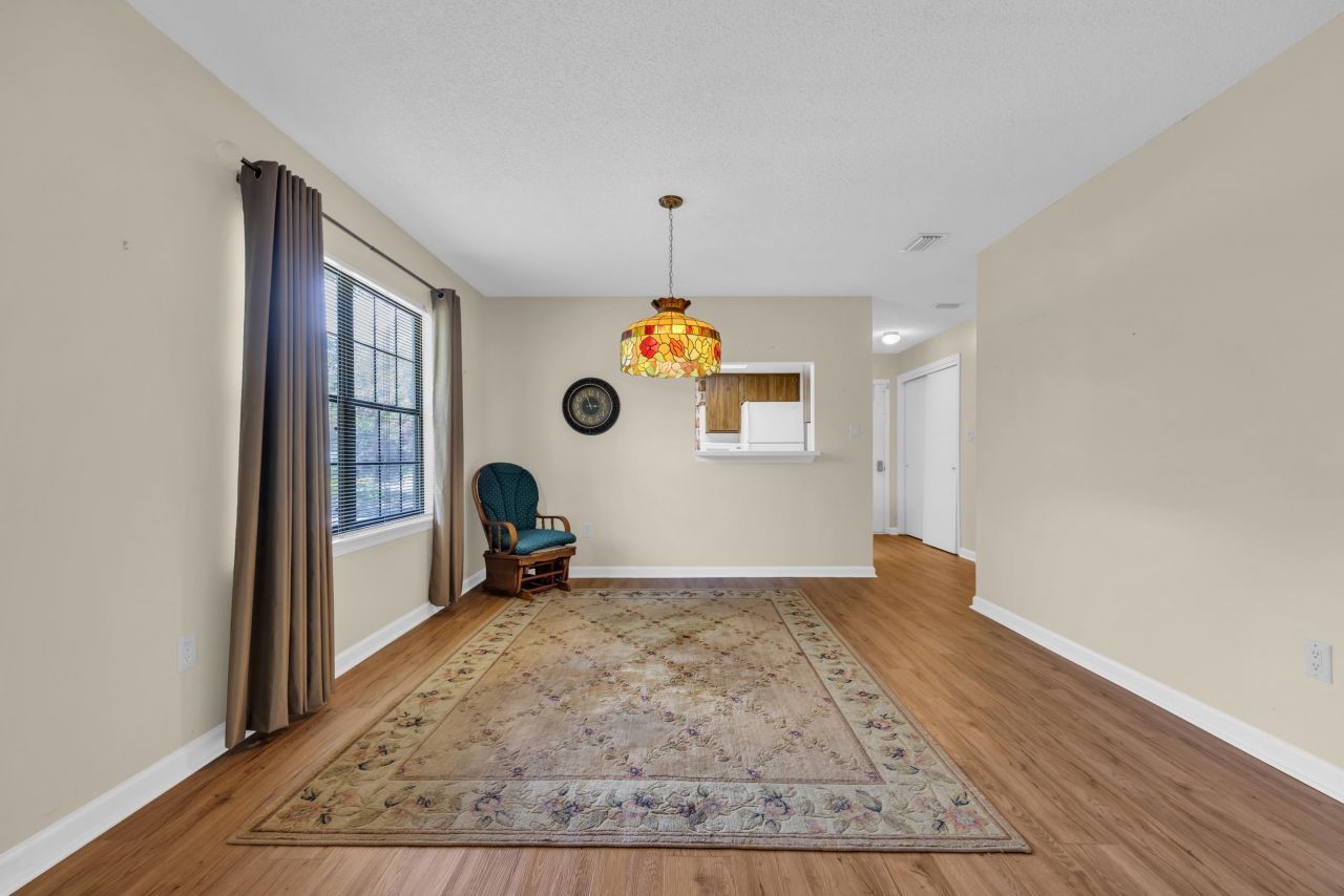 6612 Wintergreen Point Photo 11