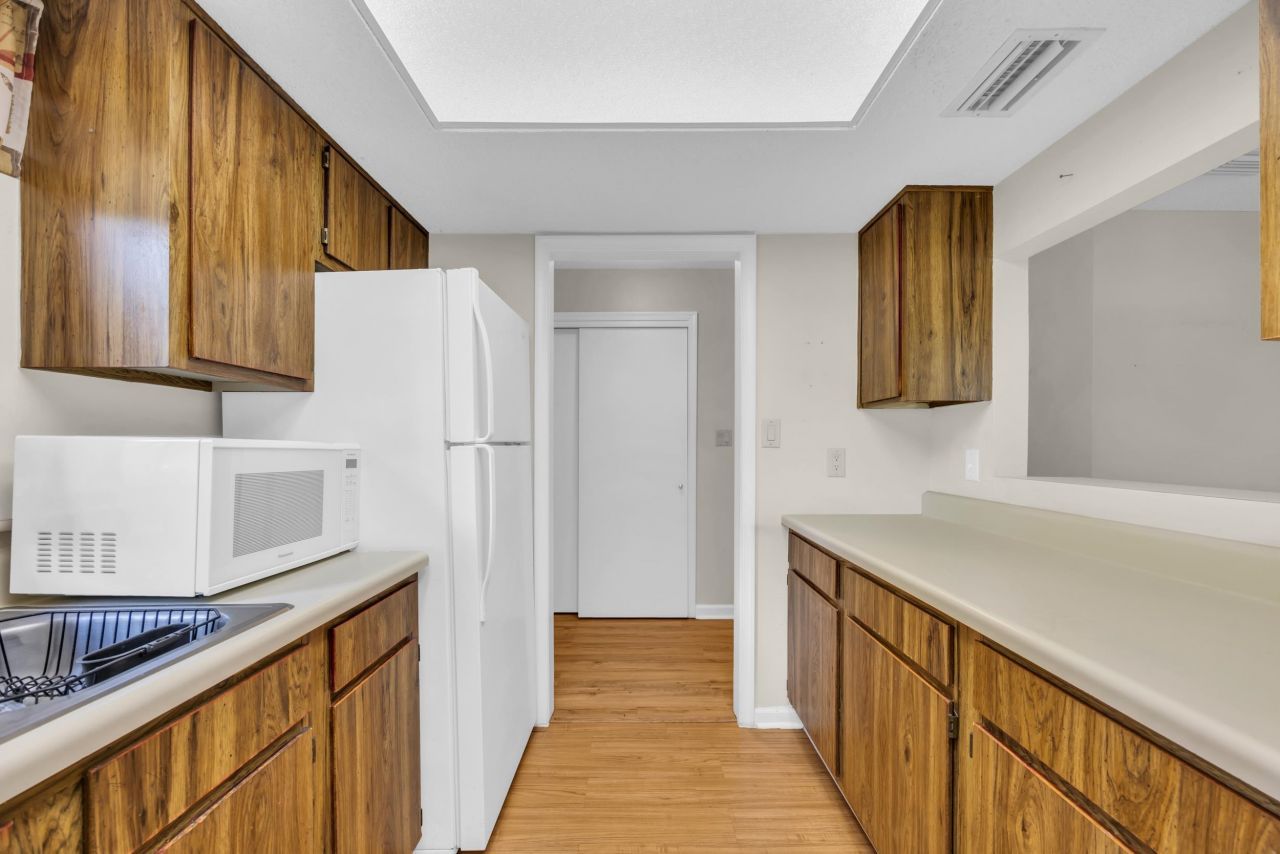 6612 Wintergreen Point Photo 13