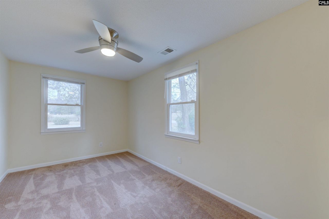 5525 Randall Avenue Photo 11