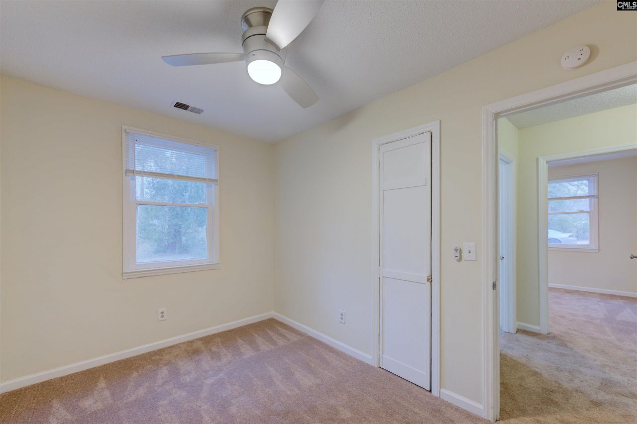 5525 Randall Avenue Photo 17