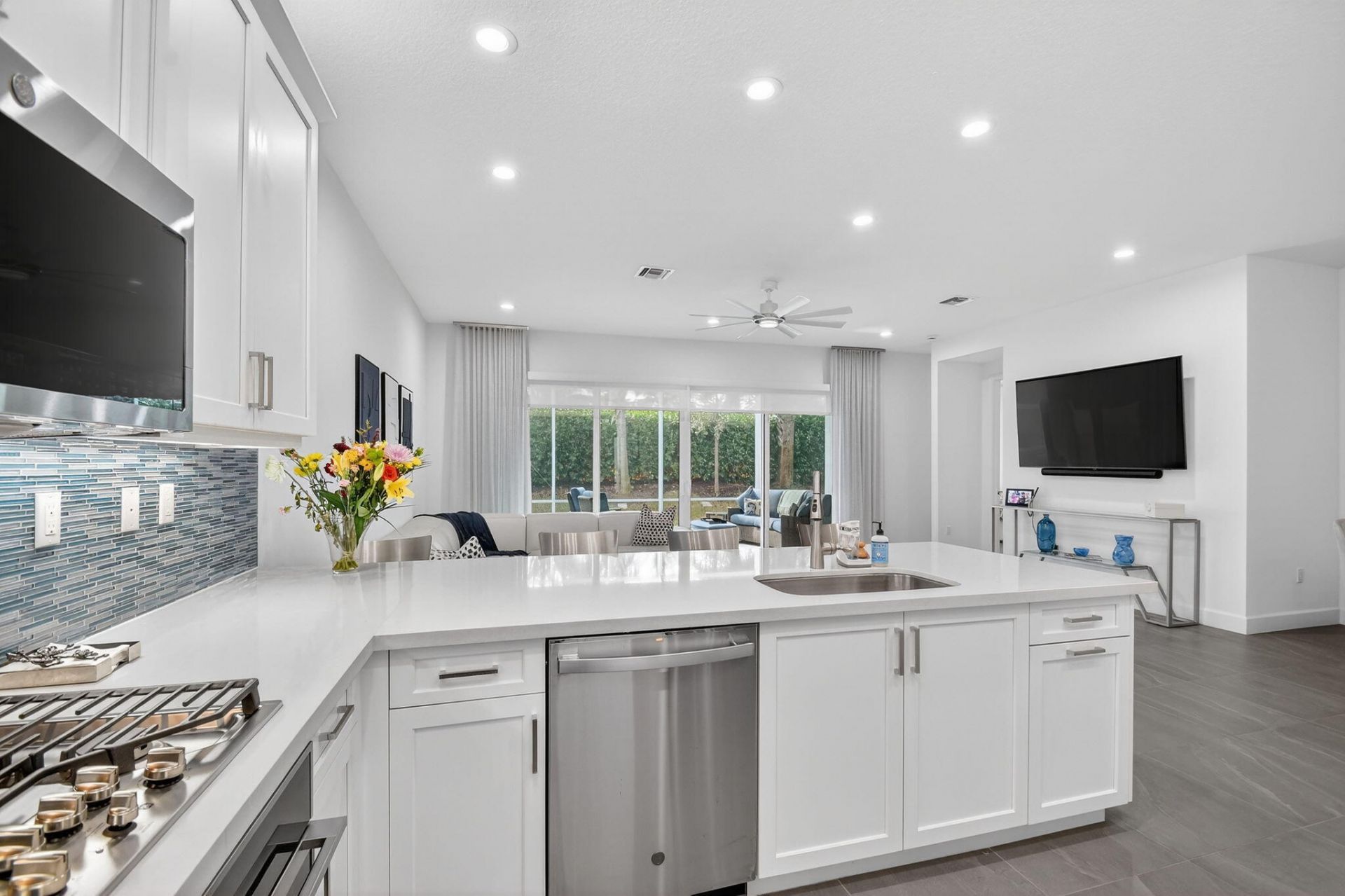 9352 Great Springs Drive, Boynton Beach, FL 33473 Photo