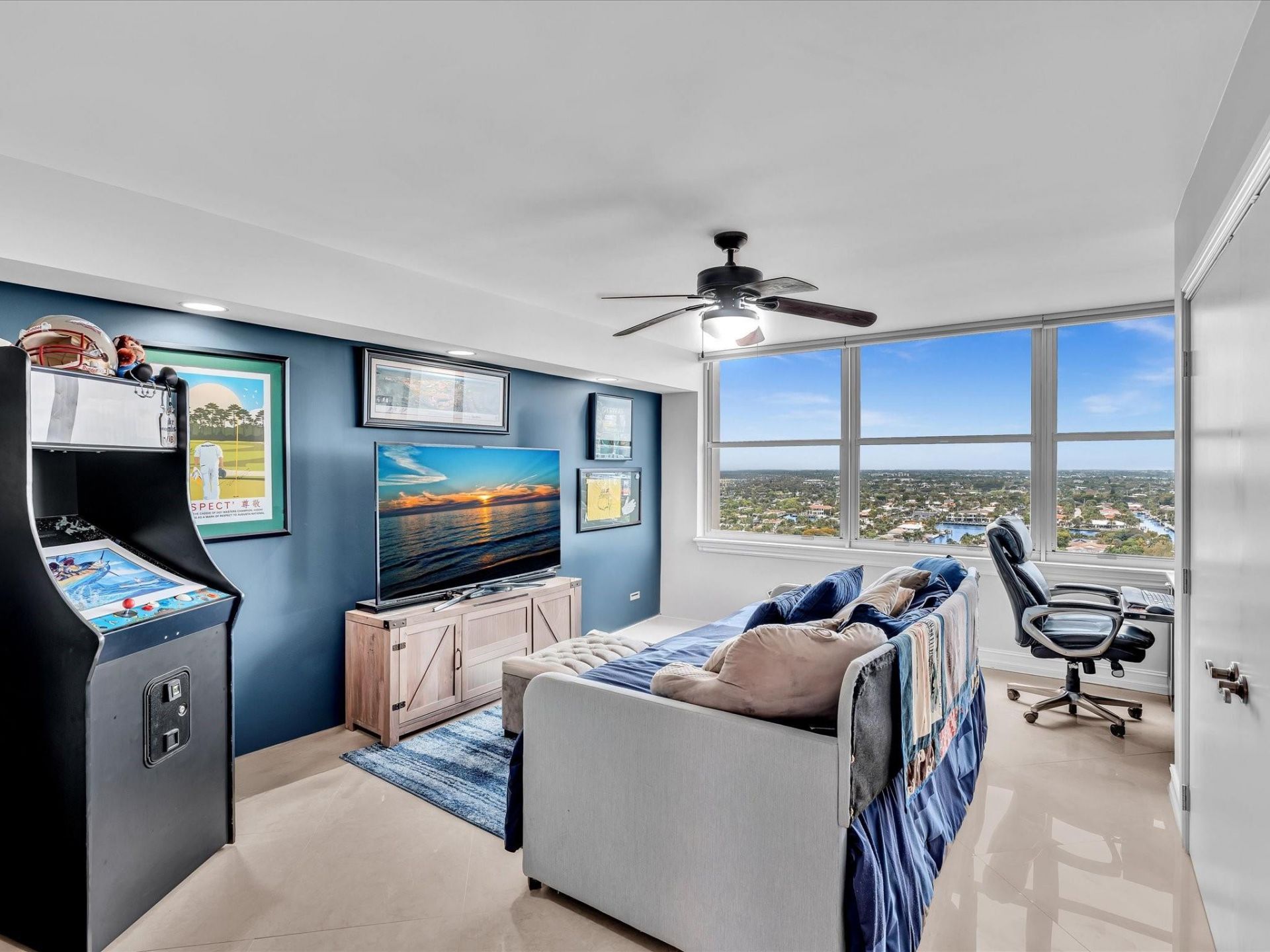 4300 N Ocean Boulevard, Unit 19H, Fort Lauderdale, FL 33308 Photo