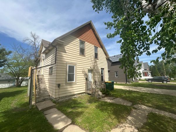 1009 E Center Street, Rochester, MN 55904