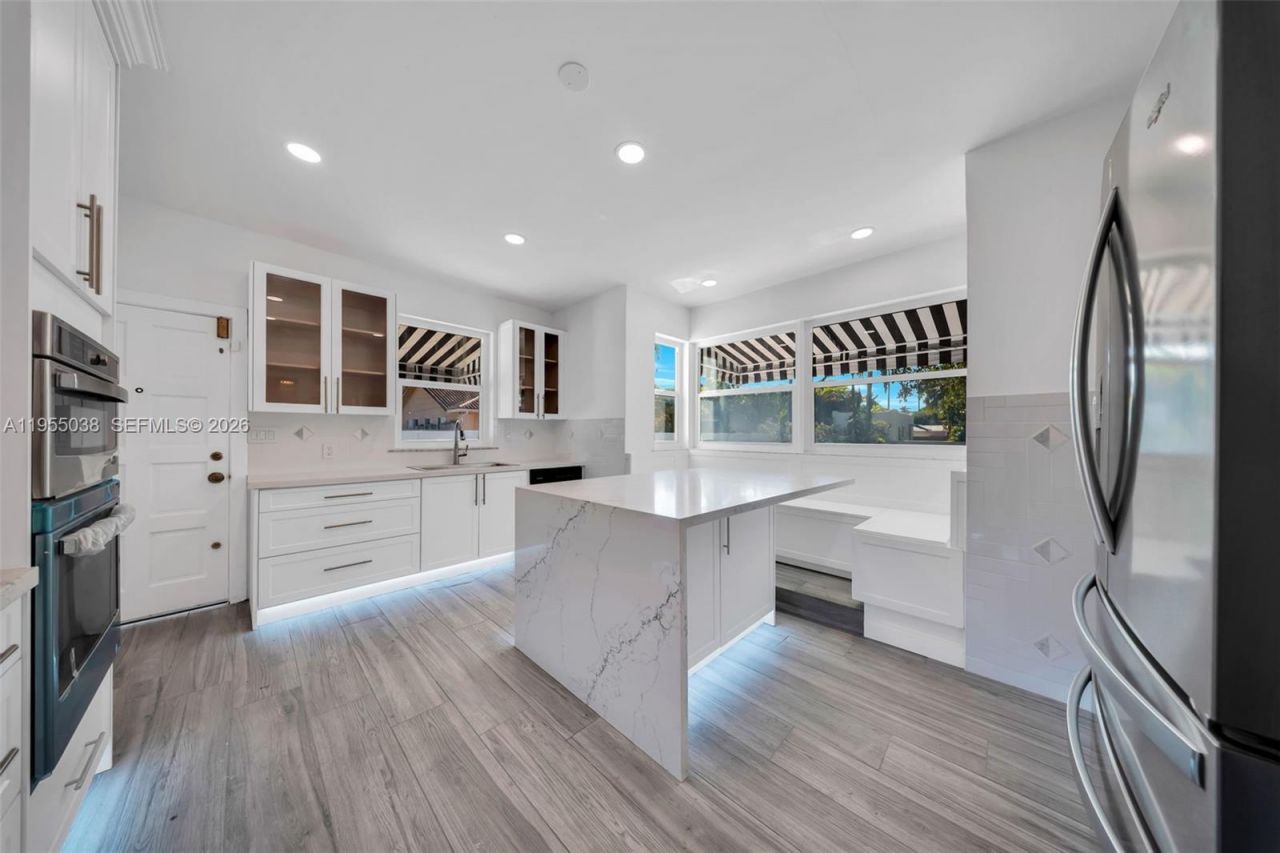 520 Morningside Dr, Miami Springs, FL 33166 Photo