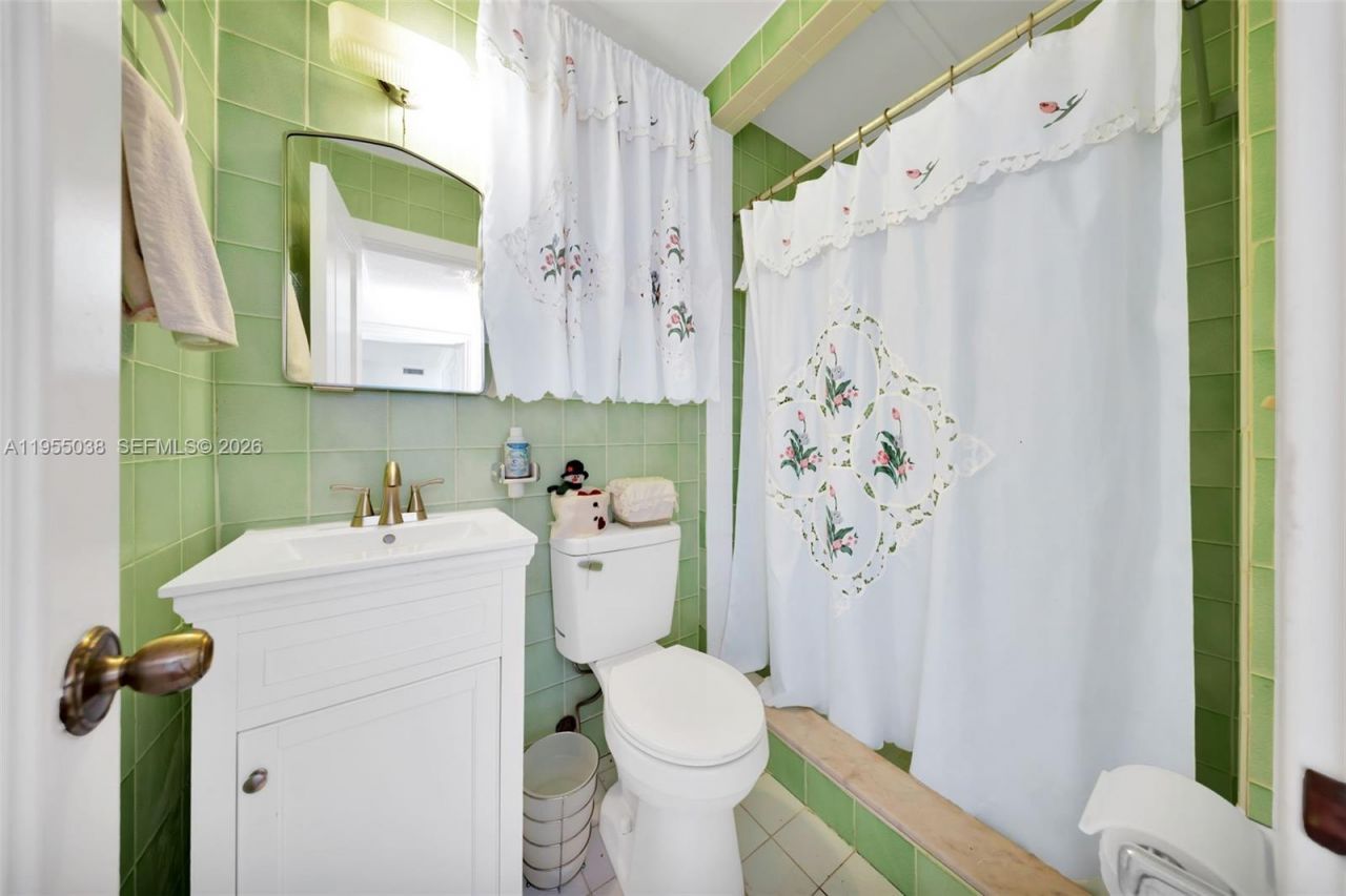 520 Morningside Dr, Miami Springs, FL 33166 Photo