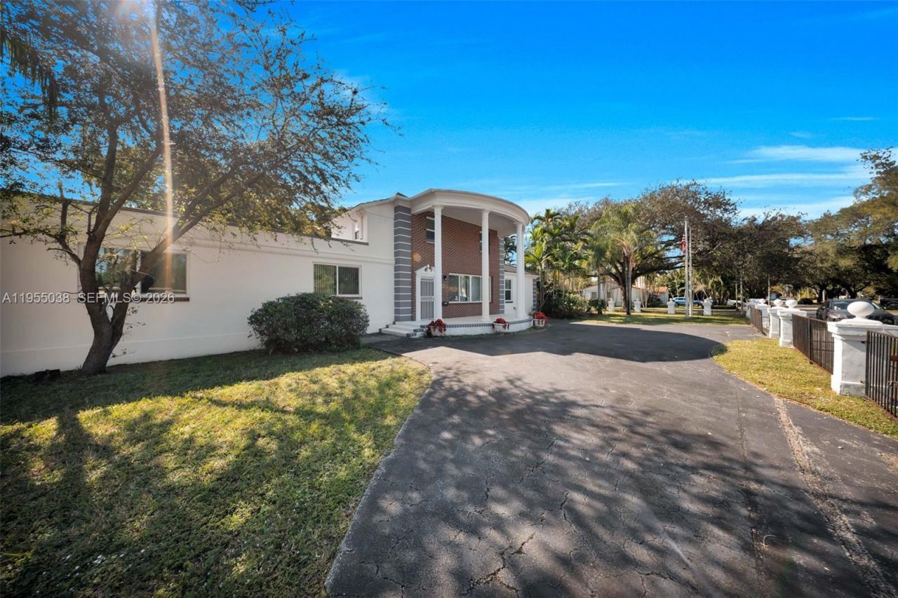 520 Morningside Dr, Miami Springs, FL 33166 Photo