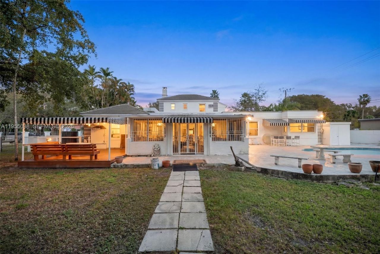 520 Morningside Dr, Miami Springs, FL 33166 Photo