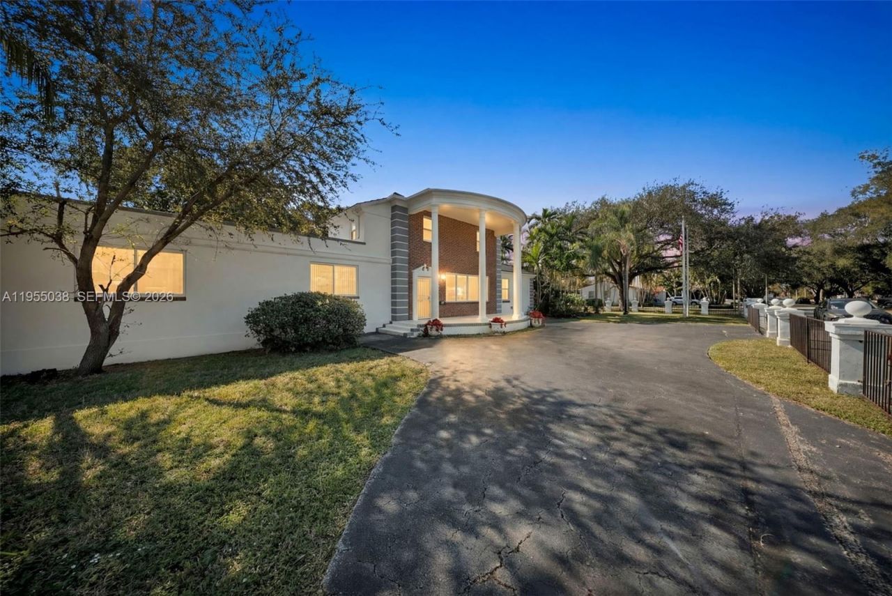 520 Morningside Dr, Miami Springs, FL 33166 Photo