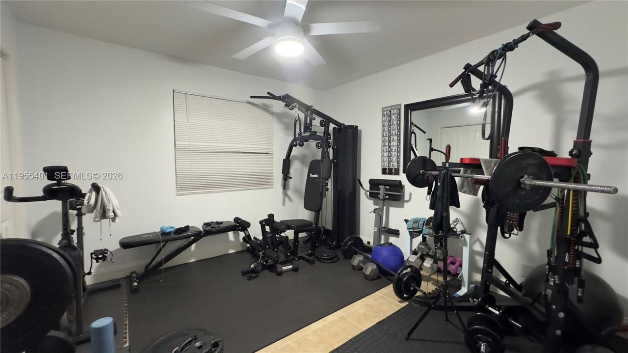 323 W Canterbury Dr W , Riviera Beach, FL 33407 Photo