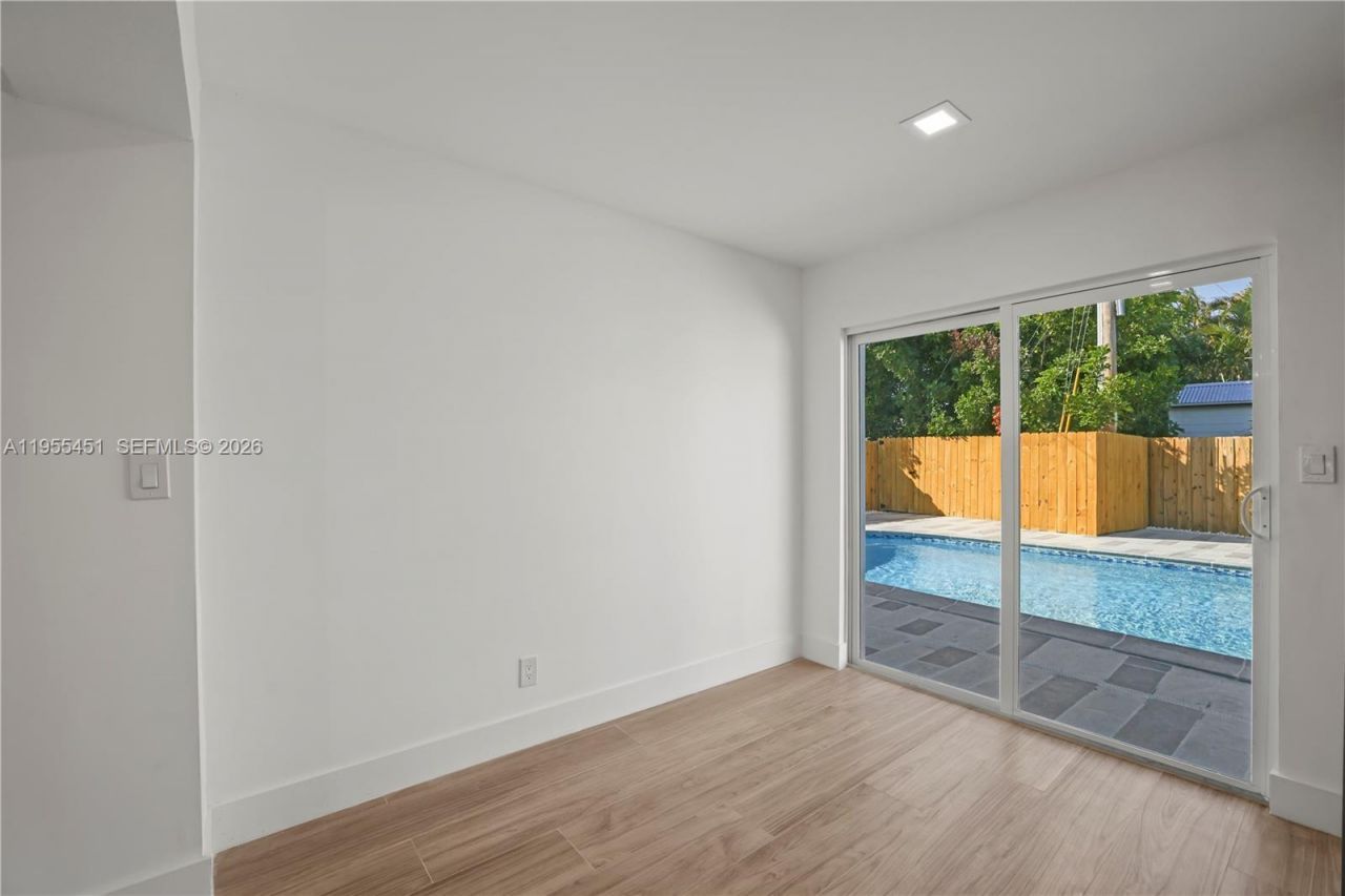 5641 NE 21st Ave, Fort Lauderdale, FL 33308 Photo