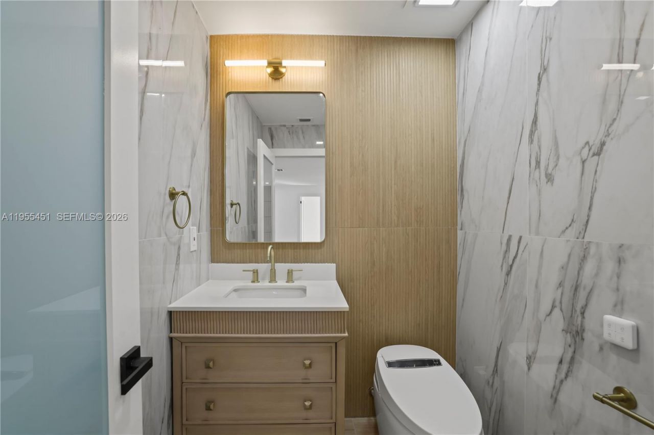 5641 NE 21st Ave, Fort Lauderdale, FL 33308 Photo