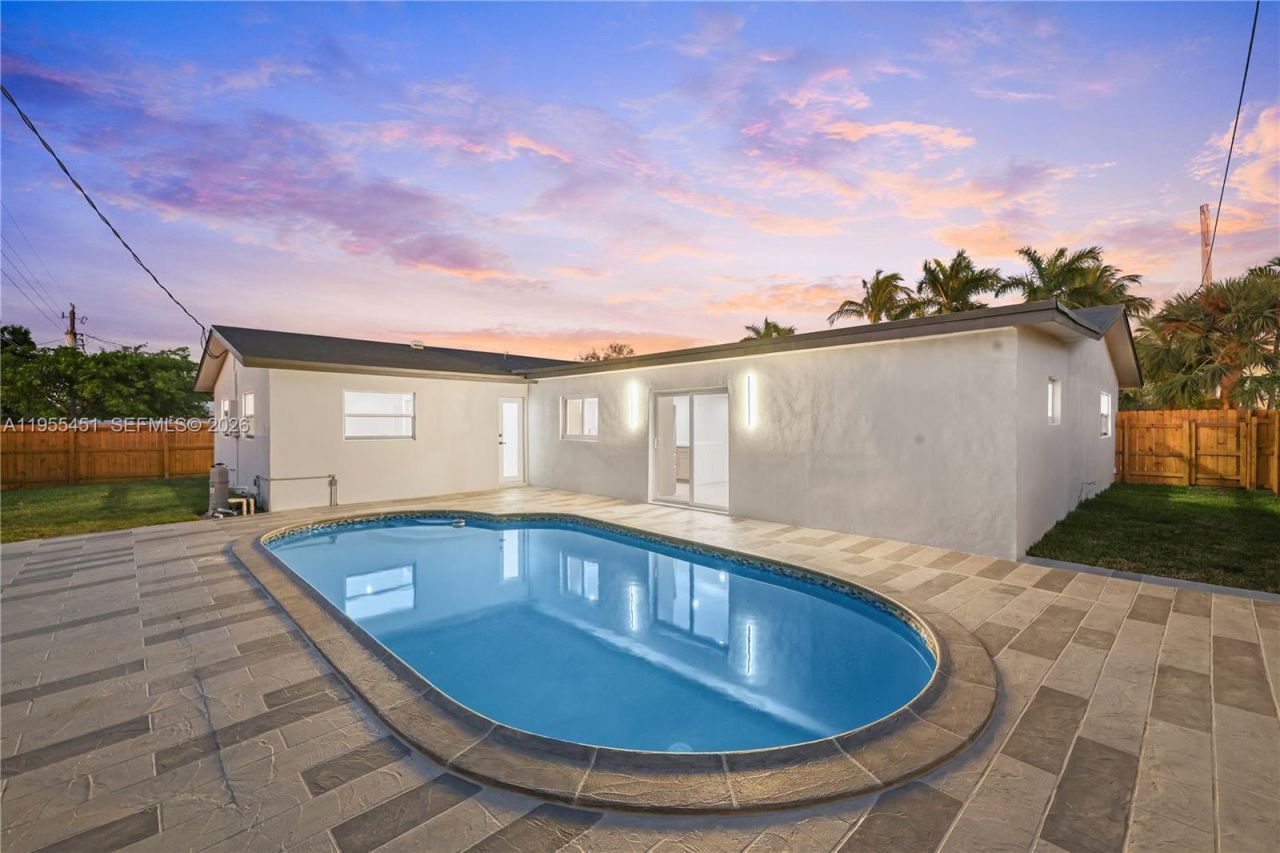 5641 NE 21st Ave, Fort Lauderdale, FL 33308 Photo