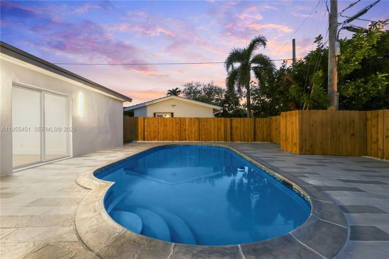 5641 NE 21st Ave, Fort Lauderdale, FL 33308 Photo