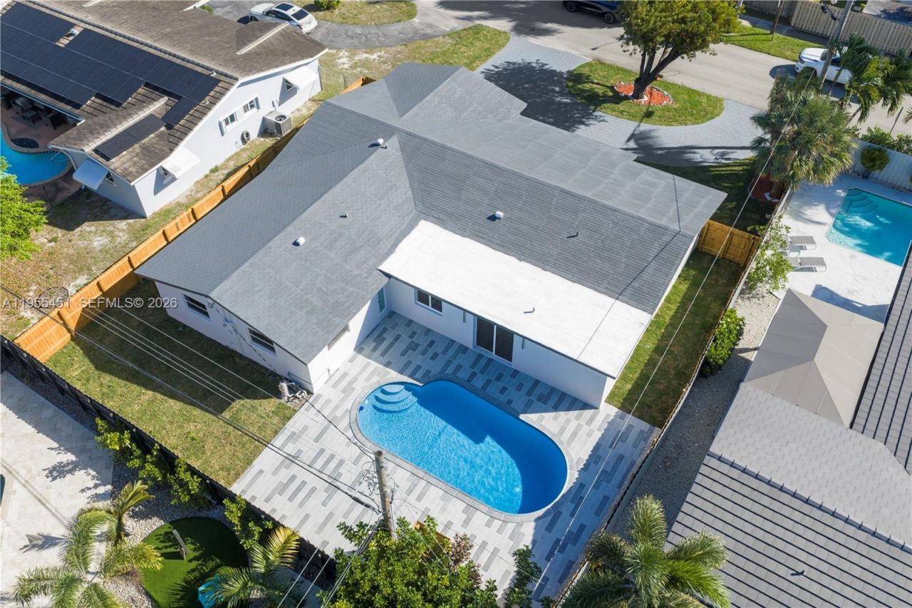 5641 NE 21st Ave, Fort Lauderdale, FL 33308 Photo