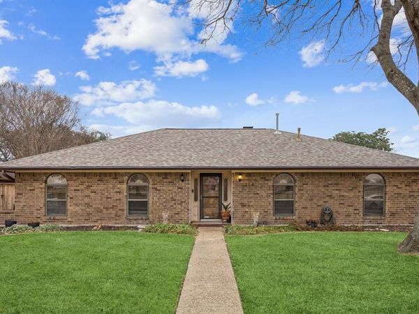 314 Amherst Avenue, Richardson, TX 75081
