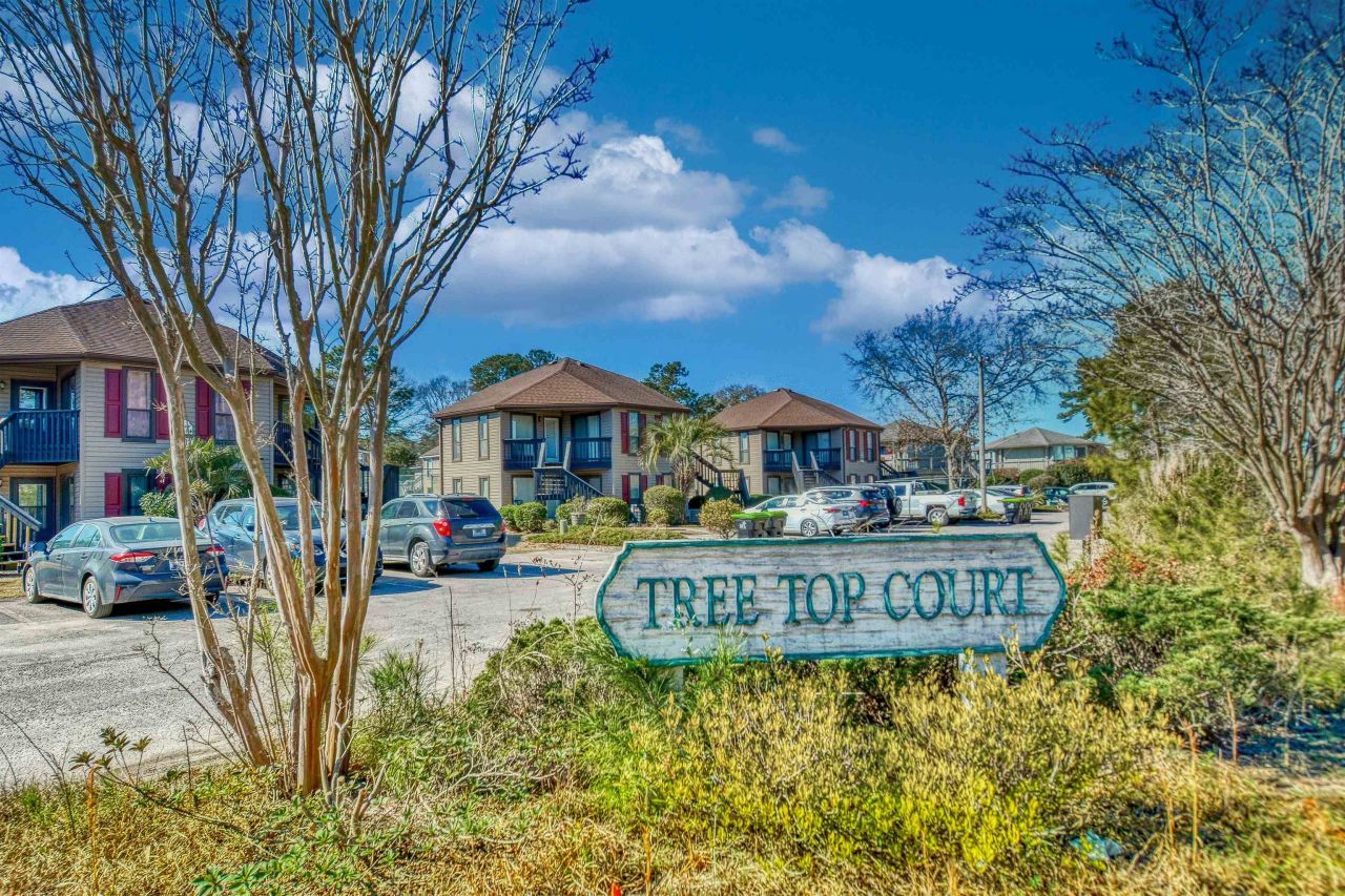 422 Tree Top Ct. Photo 22