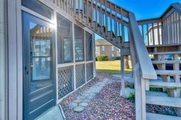 422 Tree Top Ct. photo 4