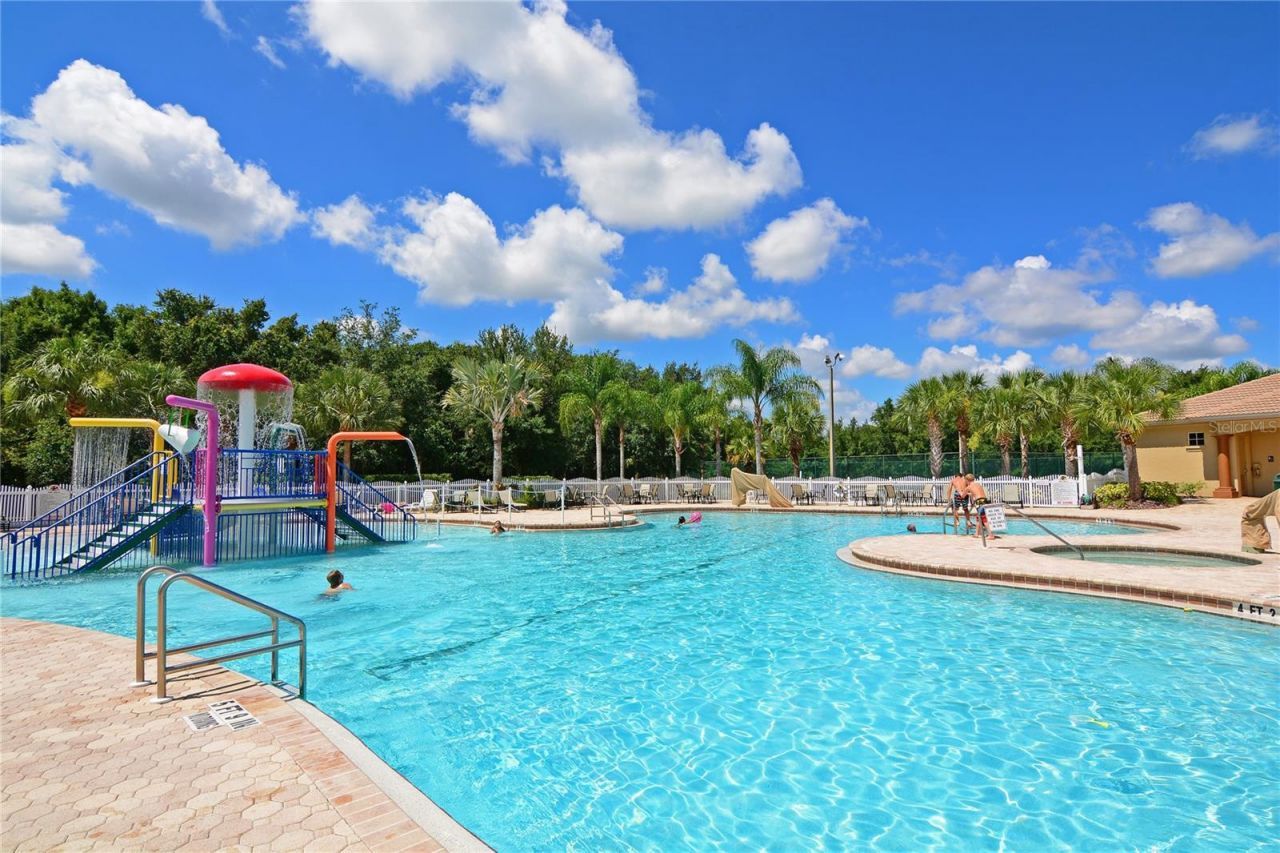 348 Snapdragon Loop, Bradenton, FL 34212 Photo